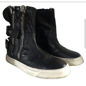 GIUSEPPE ZANOTTI BLACK LEATHER W/WHITE SOLE HIGH TOP SNEAKERS (37.5)